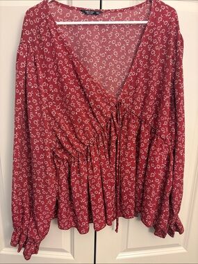 SHEIN Red Floral V-Neck Tie-Front Peplum Blouse